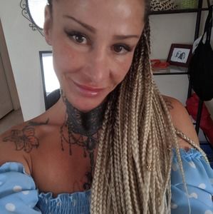 Meet your Posher, Sylvia